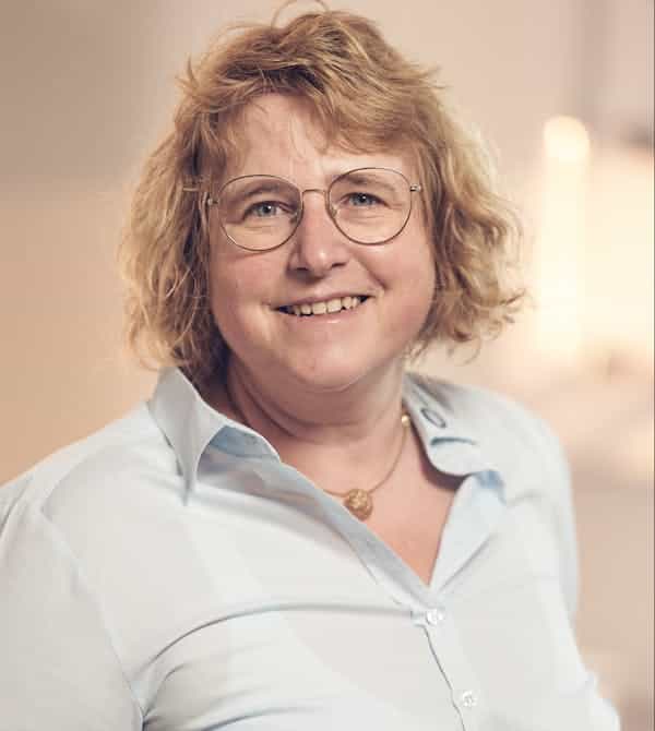 Liesel Steinkühler aus Leverkusen - Expertin für Badsanierung light.