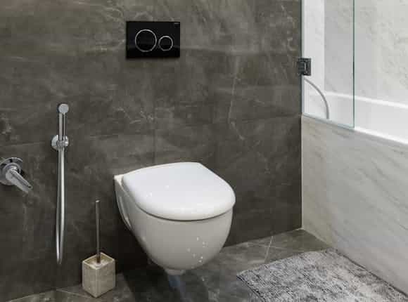 Sanierung WC in modernem Bad von Steinkühler in Leverkusen