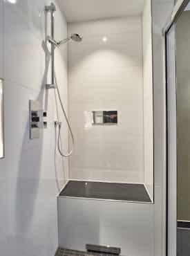 Karriere Badsanierung bei Steinkühler in Leverkusen.